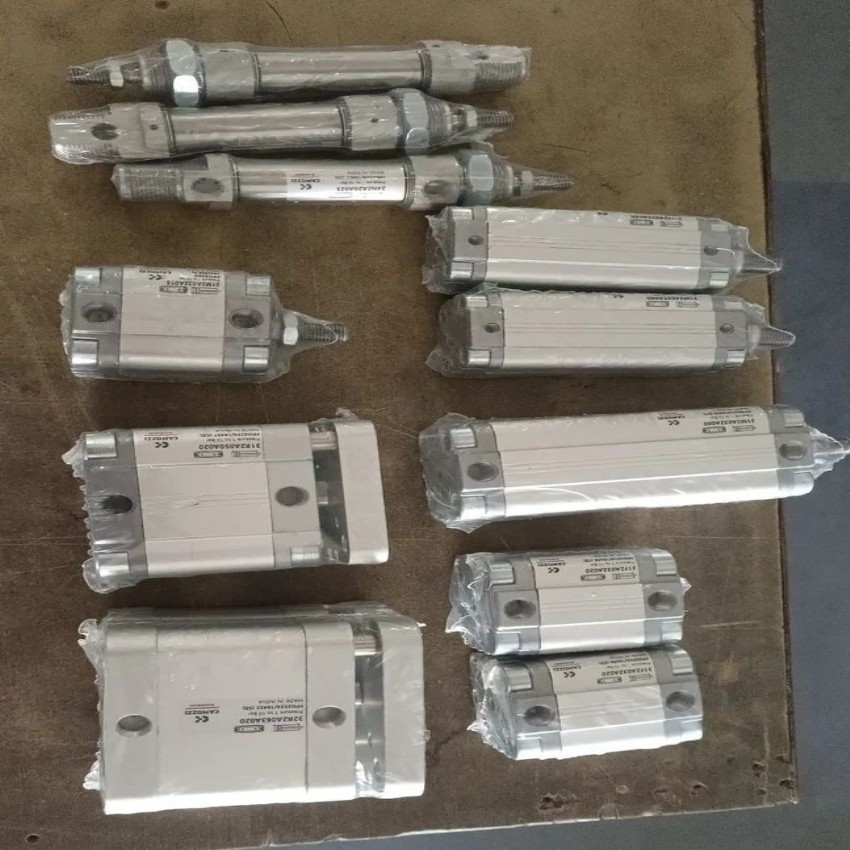 Camozzi  24N2A020A050 , 31F2A032A020 , QN1A50A25 Cylinder