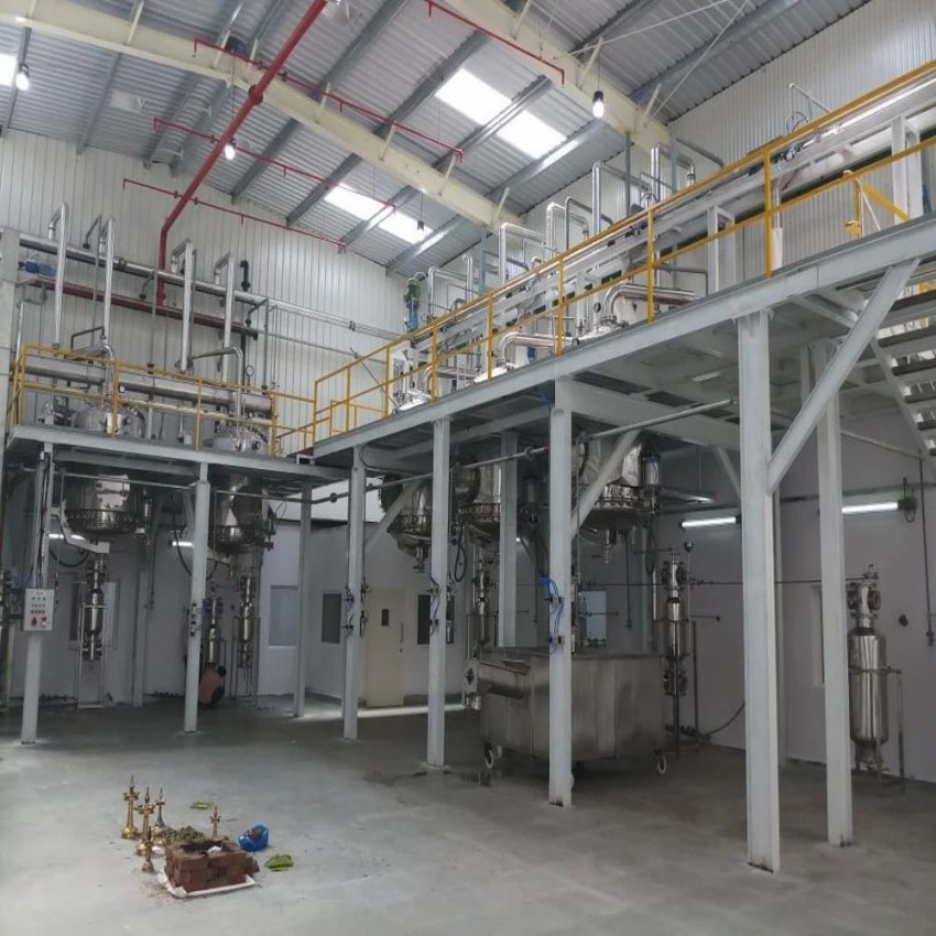 Cinnamon Spice Oil Distillation Plant , Capacity : 50 tons