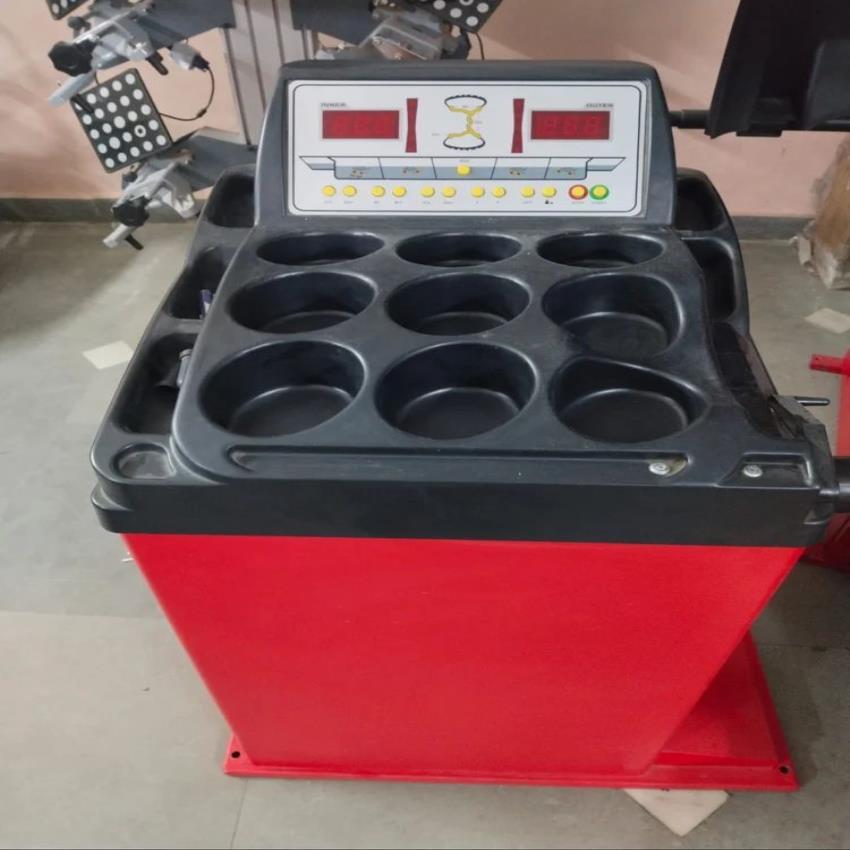 Computerized Wheel Alignment