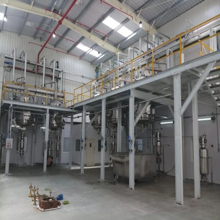 Cumin (Seed) Spices Oils Distillation Plants, Capacity: 5 TPD