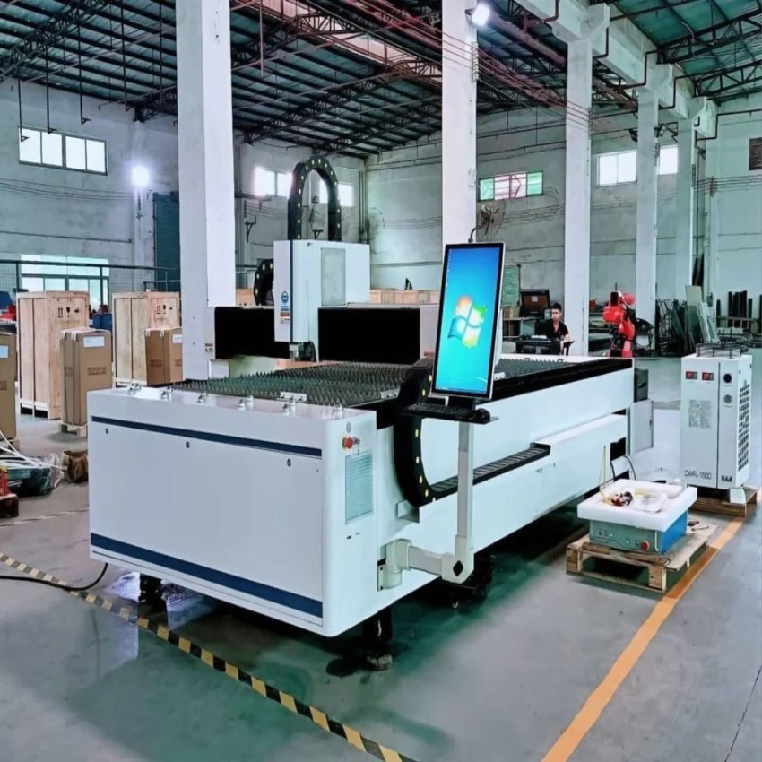 Fiber Laser Cutting Machine