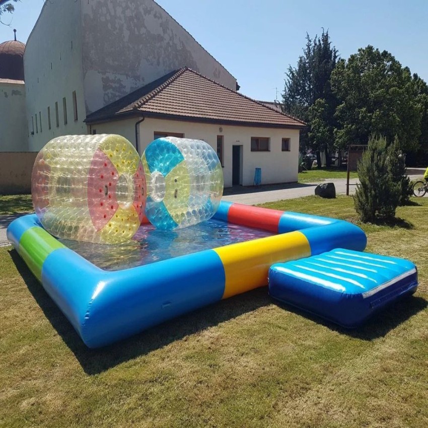 Inflatable Water Roller