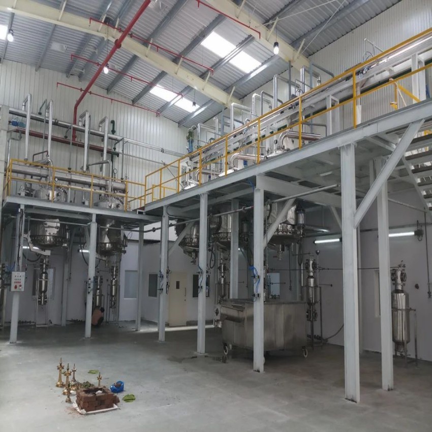 Juniper Berries Distillation Plants, Capacity: 5 TPD