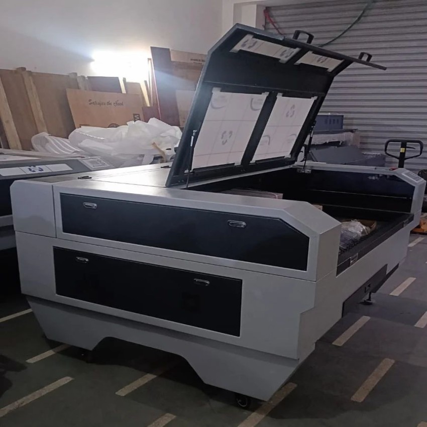 MDF Co2 Laser Cutting Machine, Cooling Mode: Water Cooling