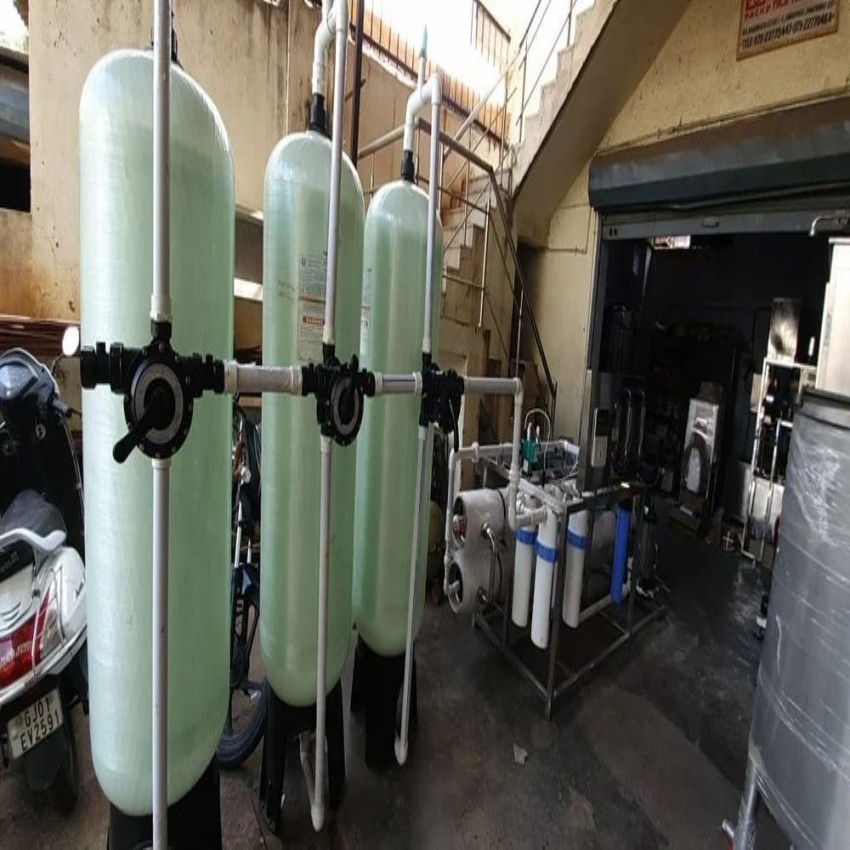 RO 1000 LPH Frp Water Treatment Plant, Pharmaceutical