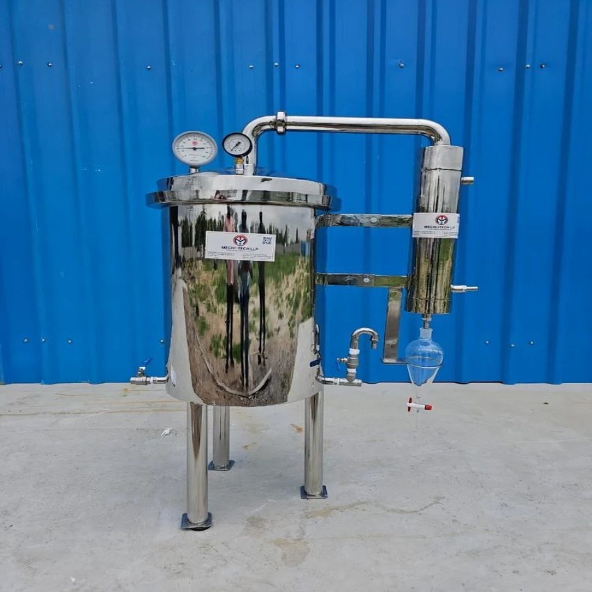 Small Scale Essential Oil Extraction Machine, For Industrial