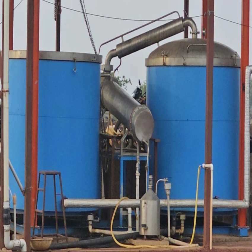 SS 304 AROMATIC OIL STEAM DISTILLATION UNIT MANUFACTURER IN INDIA