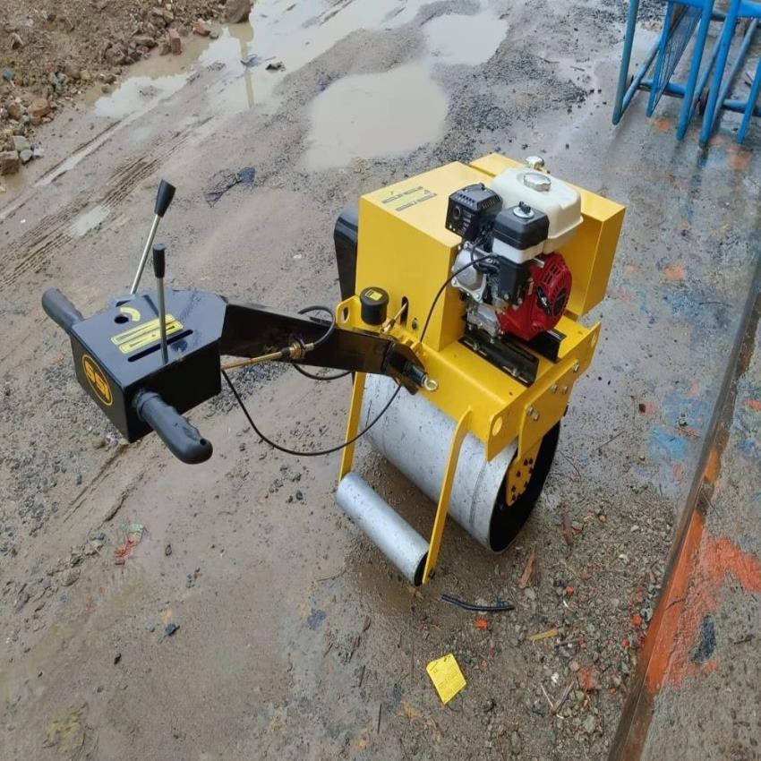 Walk Behind Single Drum Vibrating Roller, Model Name/Number: SSI-SMT-600, 6 hp