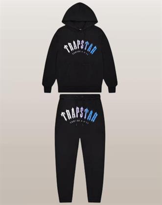 Trapstar Tracksuit Looks That Stand Out Today