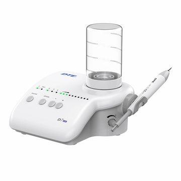 How D-TEC Lights and Ultrasonic Scalers Help Dentists Work with Clarity and Comfort