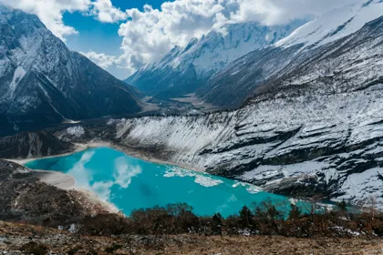 Manaslu Circuit Trek: A Complete Guide to Nepal’s Hidden Himalayan Gem