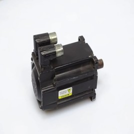 0.1 KW 2000 rpm ALLEN BRADLEY , AC SERVO MOTOR , MPL-B420P-J72AAS, 24 Vdc
