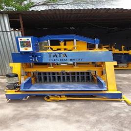Automatic Block Making Machine, Capacity: 1000 Blocks per Hour
