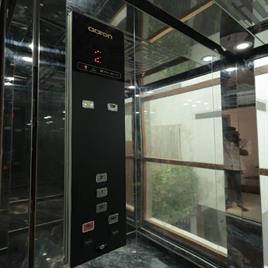 Glass Capsule Elevator