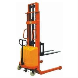 Electric Reach Stacker