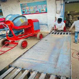 Paver block concrete mixer