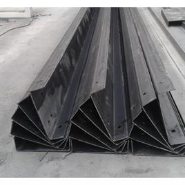 Centre sill roll forming machine