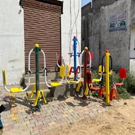 Outdoor Leg Press Machine