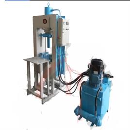 D-Moulding Type Press Machine