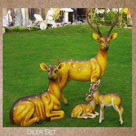 Deer Set Sculpture