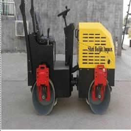 FVR 1200 Ride On Roller