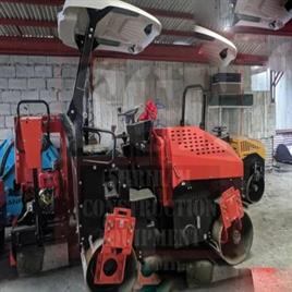 5 TON ROAD ROLLER