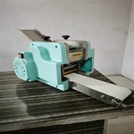 Momo Skin Making Machine
