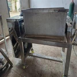 Powder mixing machine