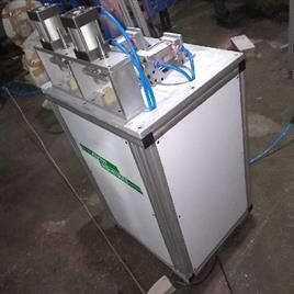 Connection pipe assembly machine