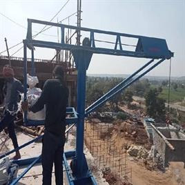 With Trolley Monkey Hoist Machine