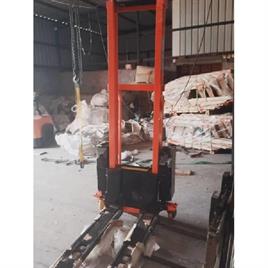 Self Loading Pallet Stacker