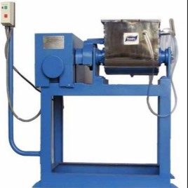3 Phase Sigma Mixer ., Capacity: 25 kgs