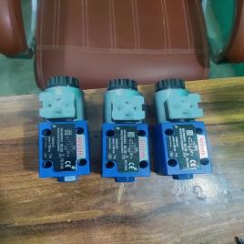 4 We 6 Rexroth Directional Control Valve, Valve Size: 1/4 inch