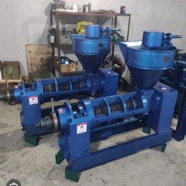 6 Bolt Oil Expeller Machine, Capacity: upto 1 ton/day