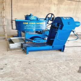 6 Bolt Sunflower Oil Press Machine, Capacity: 5 ton/day, Automation Grade: Semi Automatic