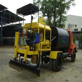 6ton Bitumen Pressure Distributor, For Road Construction