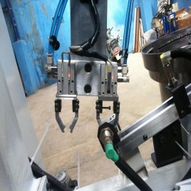 A-Mat 3 Phase Gantry Automation For Turning Centre Loading & Unloading, 415V, Maximum Lifting Capacity: 250 gram