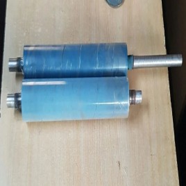 Aalima Black Dona Making Machine Rubber Roller
