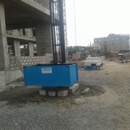 ACME Builders Hoist Construction Lift, Capacity: 1-3 ton