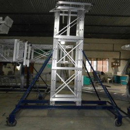 Aluminium President Step Factory Tower Ladder, 4 Wheels