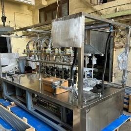 Automatic 20 liters oil jar filling machine in Kenya, 300 Jars/Hr