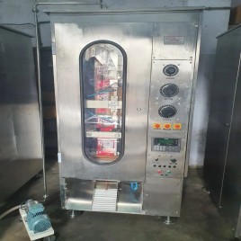 Automatic groundnut oil filling machine