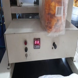 Automatic NGF - Maxi Vertical Band Sealer, Production Capacity: 1000 Pieces In 30 Minutes