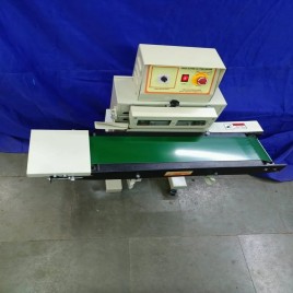 Automatic Pouch Slitting Machine