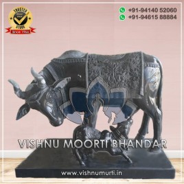 Black Marble Cow And Calf Statue, 1 Feet