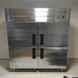 Blue star Stainless Steel Upright Freezer Or Cooler, Capacity: 1200 - 1350 ltr
