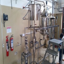 Cassia (Bark) Spices Oils Distillation Plants, Capacity: 5 TPD