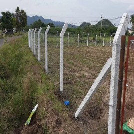 Chainlink Fencing Contractor, 100 m