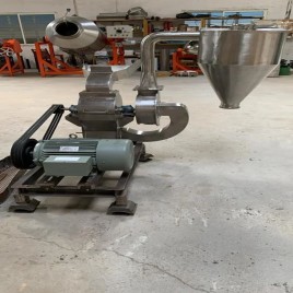Chilli Grinding Machine, 30 Kg/hr, Hammer Mill