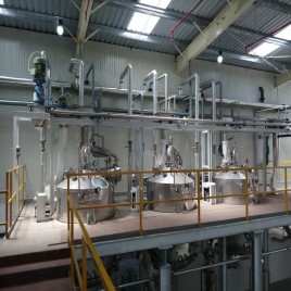 Cinnamon Leaf Oil Distillation Plant